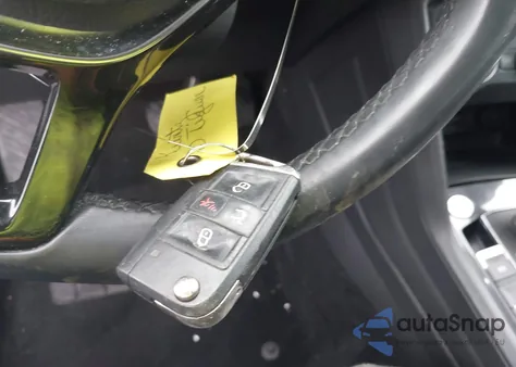 2020 Volkswagen Tiguan 2.0T Se/2.0T Se R-Line Black/2.0T Sel z USA, uszkodzony, nr VIN 3VV2B7AX1LM088096